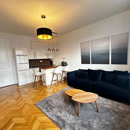 Luxury 3 Bedroom Apartment Near Schoenbrunn Palace Вена Экстерьер фото
