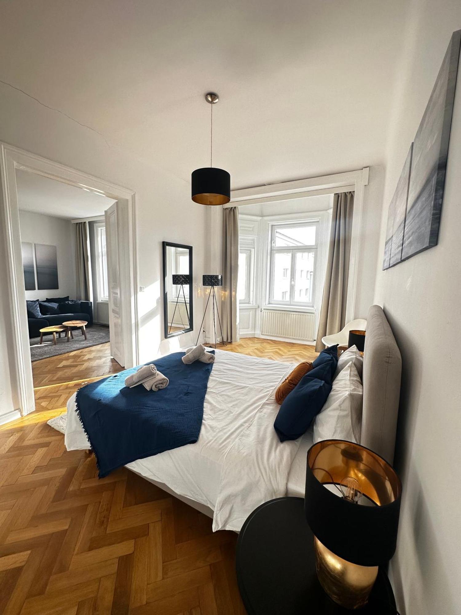 Luxury 3 Bedroom Apartment Near Schoenbrunn Palace Вена Экстерьер фото